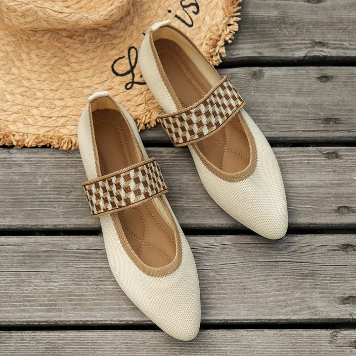 Maverra Pointed Toe Flats