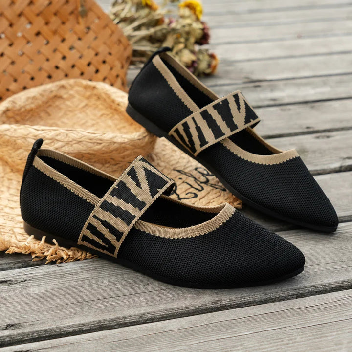 Maverra Pointed Toe Flats