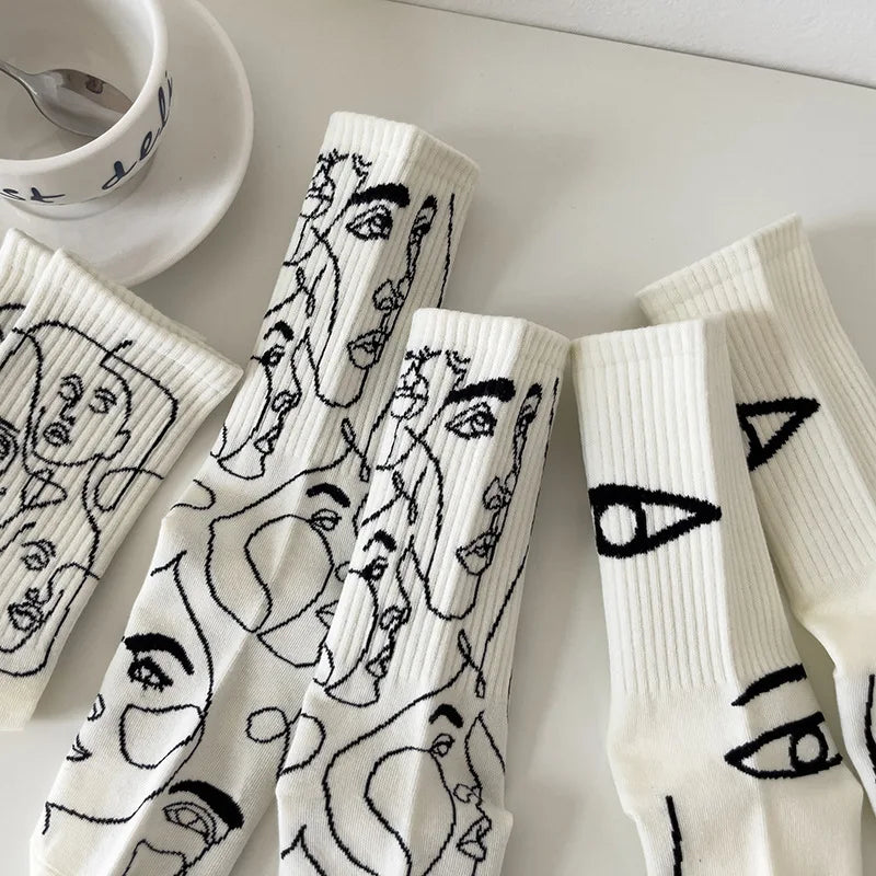 Gazing Faces - Abstract Line Art Socks