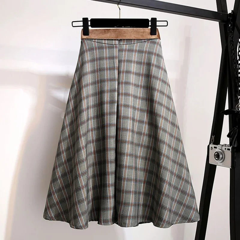 Marlowe Plaid Midi Skirt